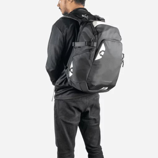 Carbonado Black Beetle 30L Panda Bagpack 9